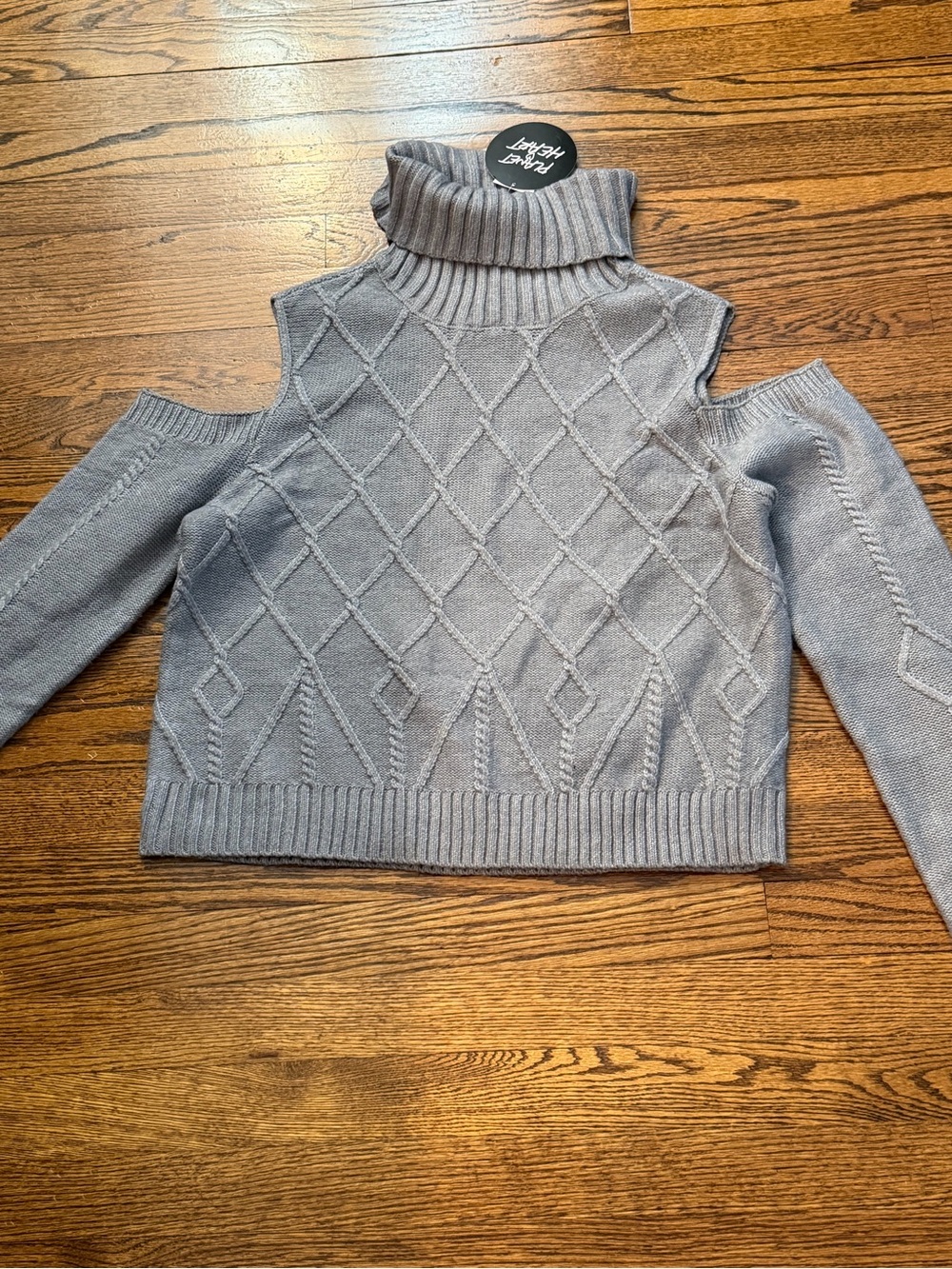 Cold-Shoulder Cable Turtleneck Sweater - Light Gray - Picture 2 of 6